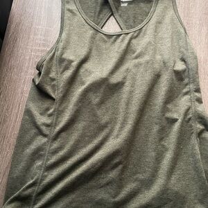 Old Navy Gray Sleeveless Cut Out Tank Top